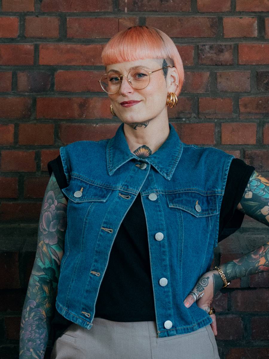 Sarah-Ann Tietchen • Artist Image